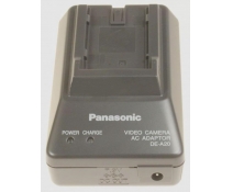 Alimentador cargador  DE-A20  para videocamara Panasonic AG-DVX100 / AG-HVX200