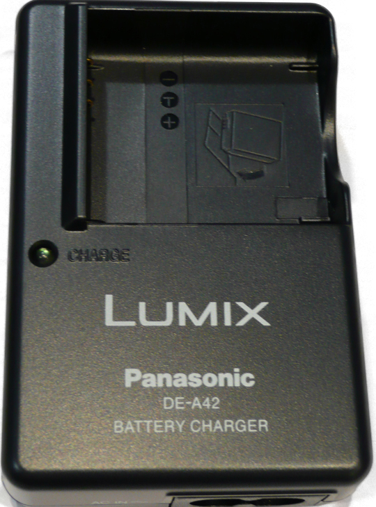 DE-A42AC,  Cargador bateria PANASONIC (=DE-A42)